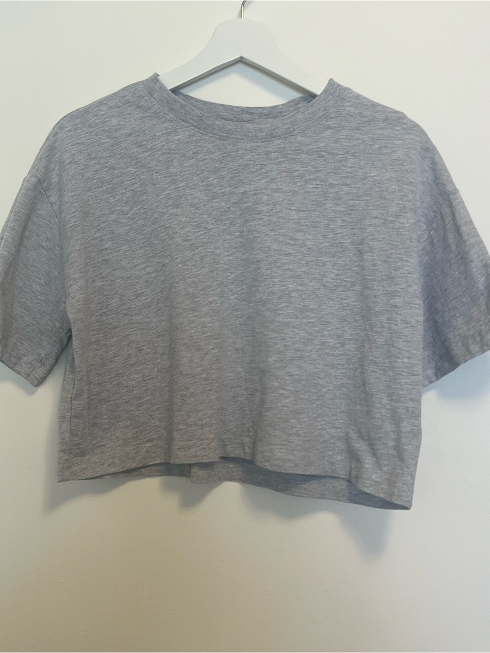 Cotton On Light Heather Gray Cropped Tee